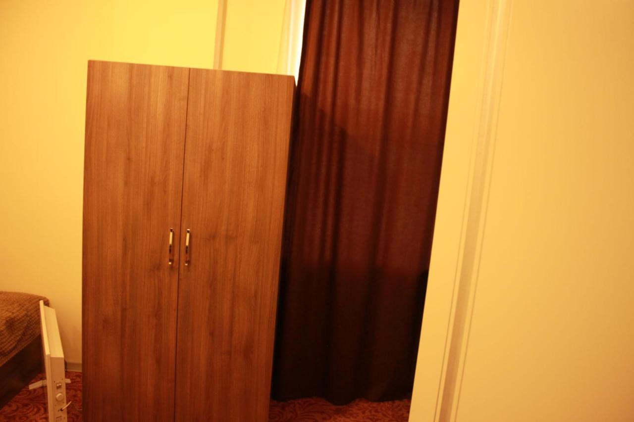 Hotel International Yerevan Bagian luar foto