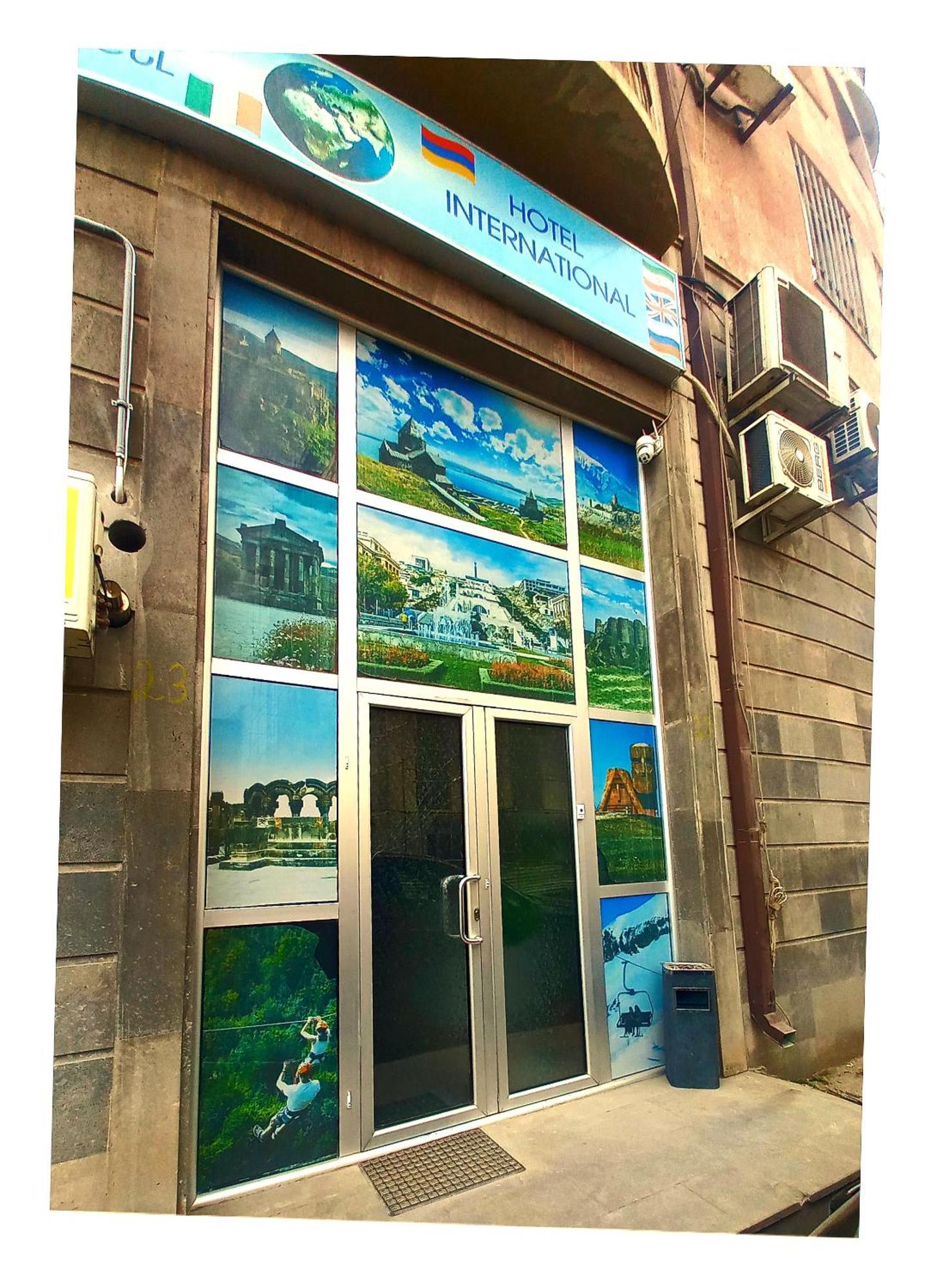 Hotel International Yerevan Bagian luar foto